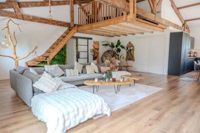 Maison - 210 m² - 5 pièces