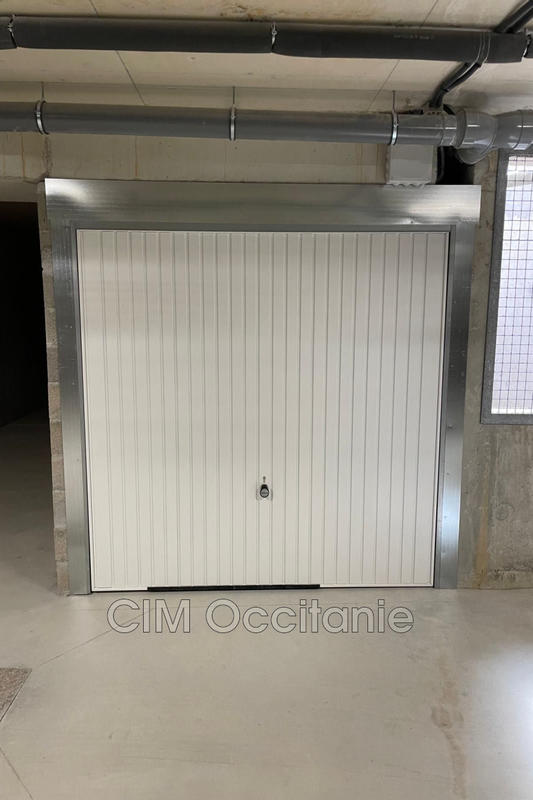 Parking / Garage - 30 m²