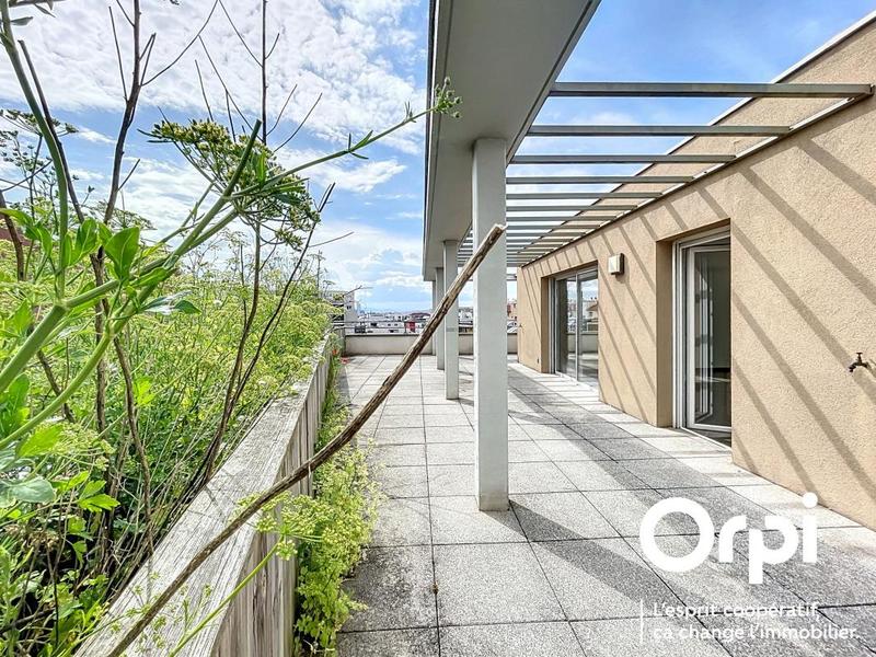 Appartement - 109 m² - 5 pièces