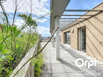 Appartement - 109 m² - 5 pièces