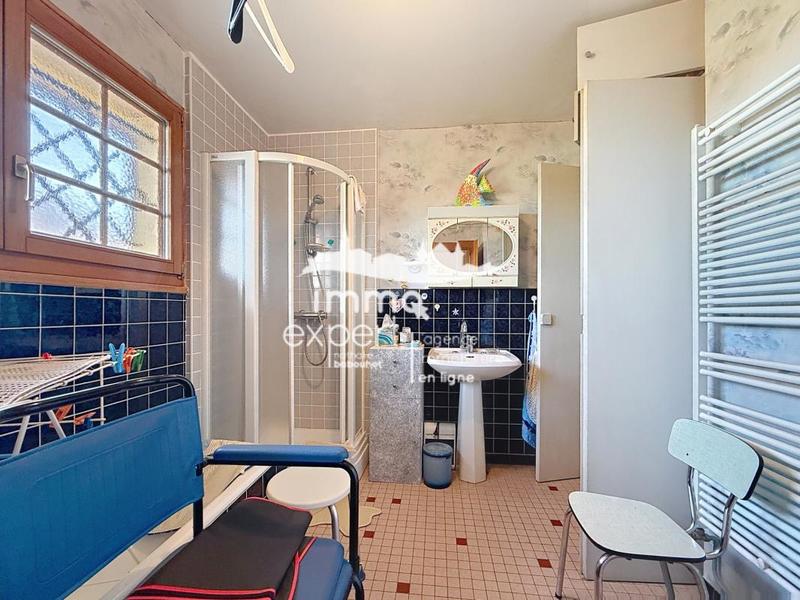 Maison - 96 m² - 5 pièces