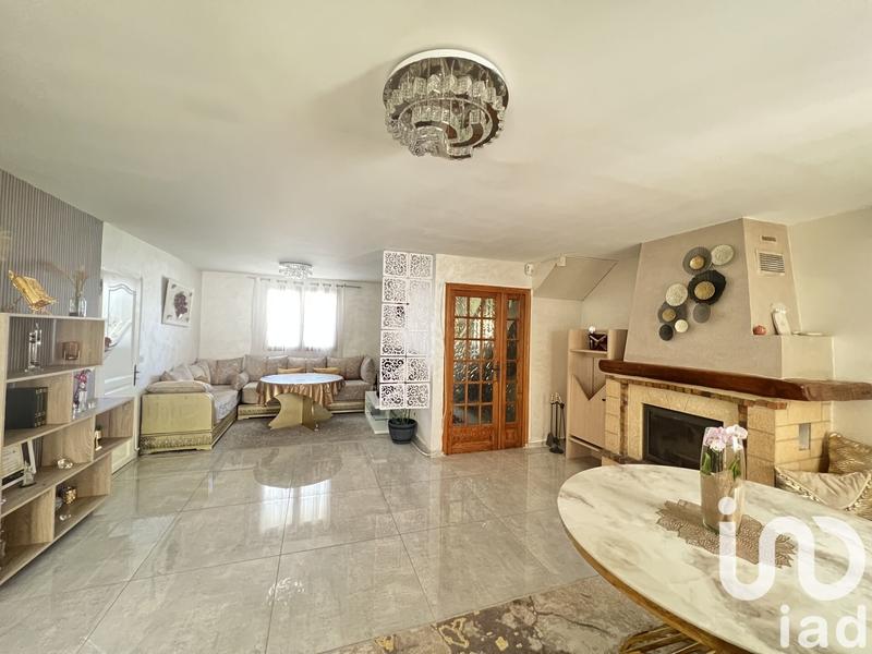 Maison - 125 m² - 9 pièces