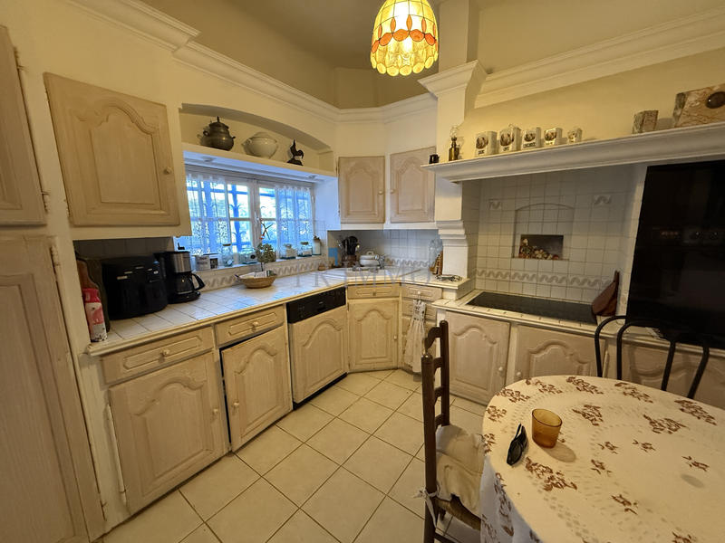 Maison - 176 m² - 6 pièces