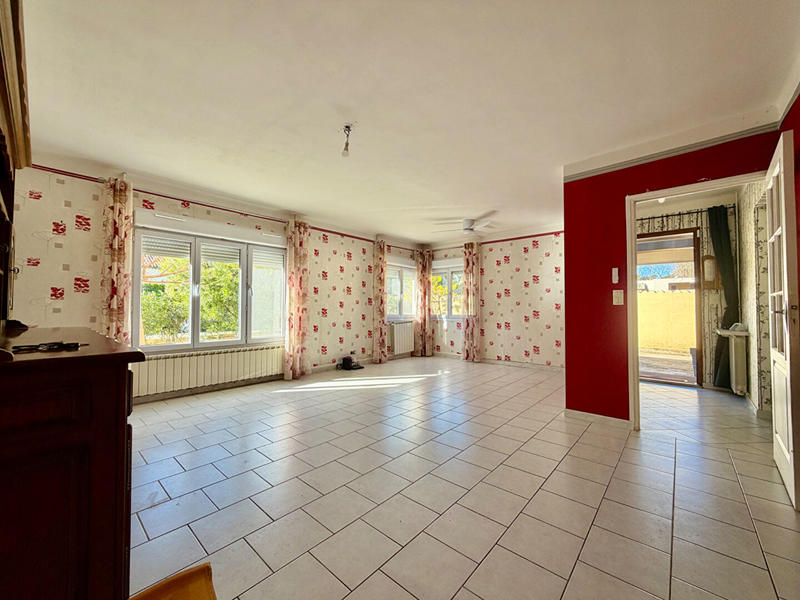 Maison - 90 m² - 5 pièces