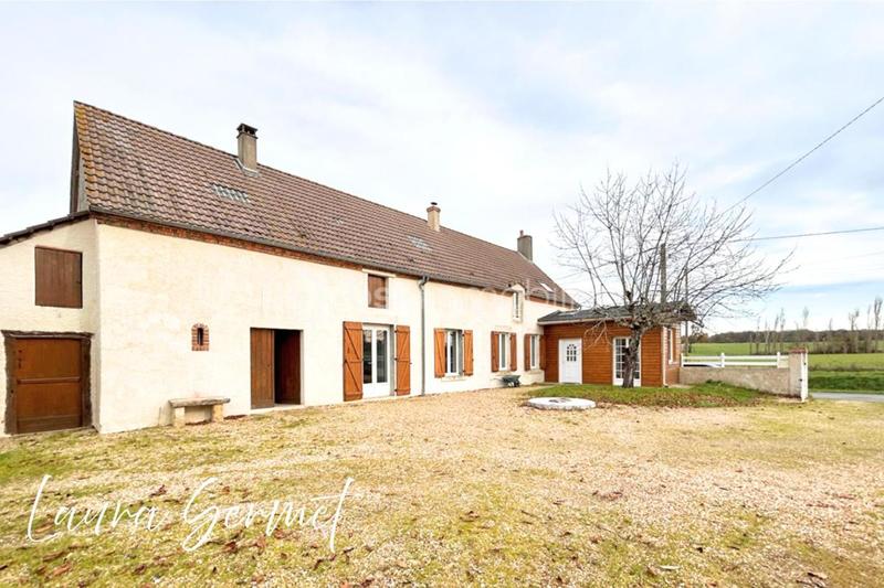 Maison ancienne - 145 m² - 7 pièces