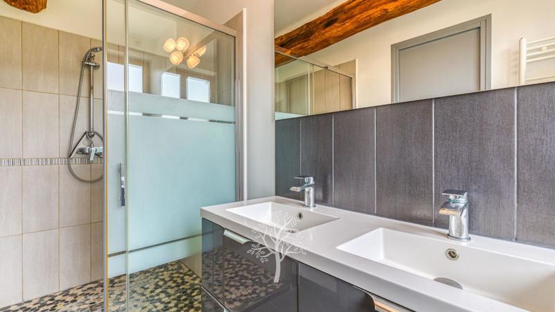 Maison - 145 m² - 5 pièces