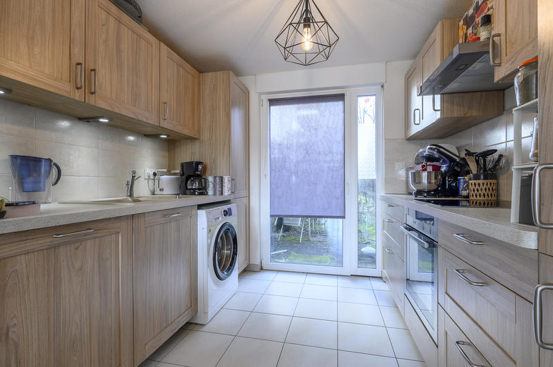 Maison - 94 m² - 5 pièces