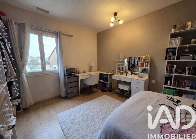 Maison - 219 m² - 6 pièces