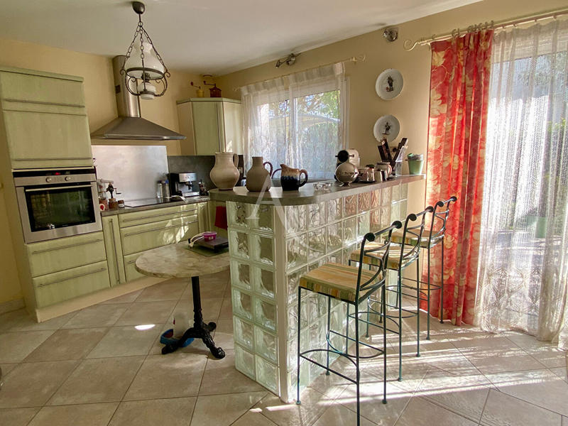 Maison - 150 m² - 5 pièces