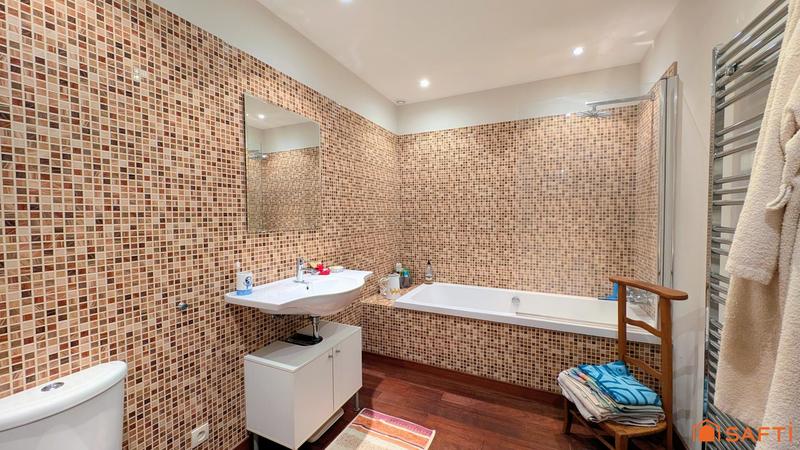 Maison de maîtres - 464 m² - 10 pièces