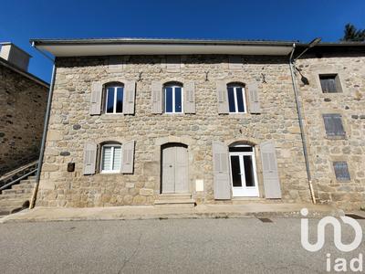 Maison de village - 137 m² - 6 pièces