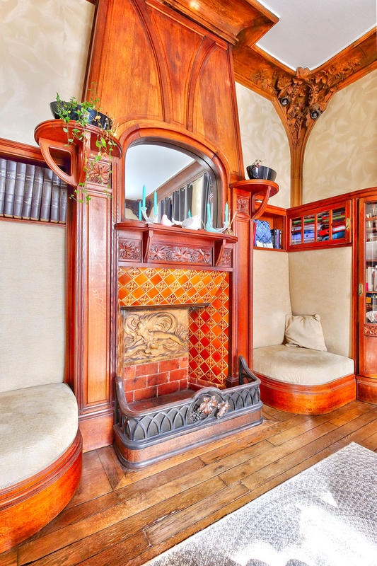 Propriété - 260 m² - 13 pièces