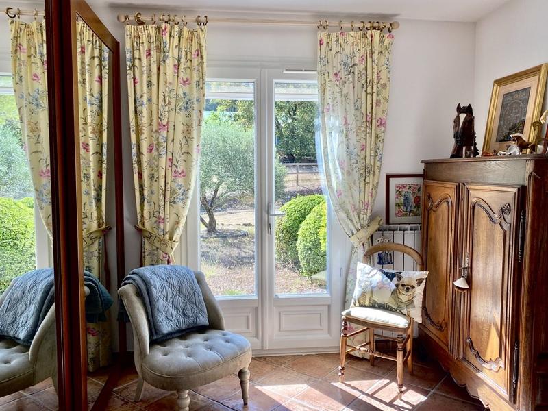 Maison - 314 m² - 10 pièces