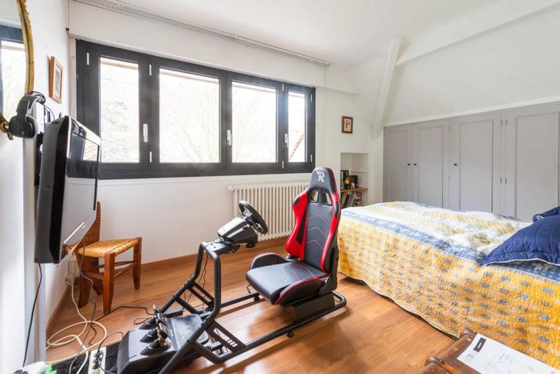Maison - 200 m² - 8 pièces