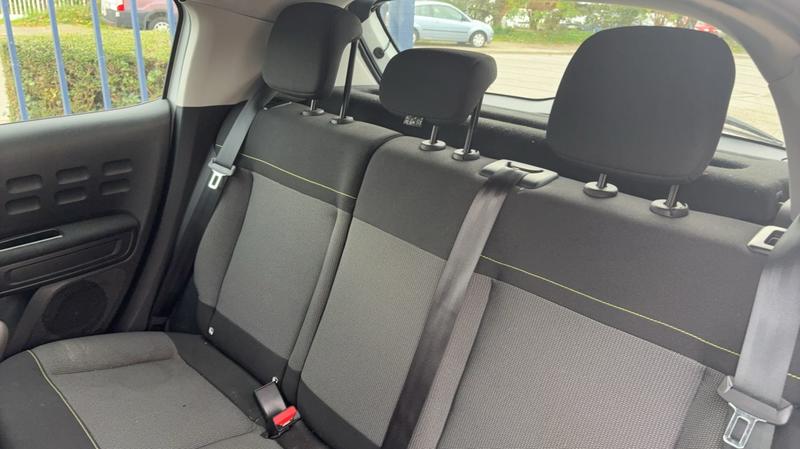 Citroën C3 1.2 PureTech 83 Shine - 5 places