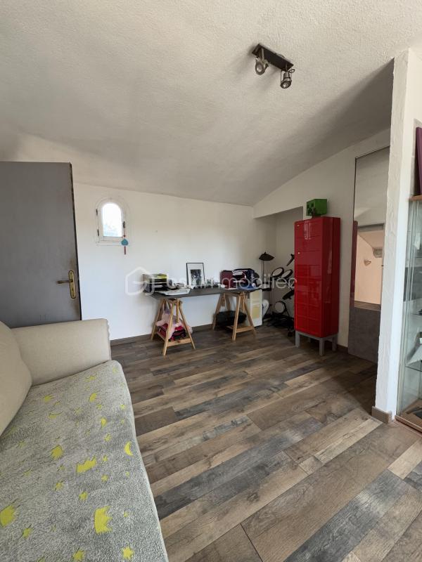 Maison traditionnelle - 103 m² - 4 pièces