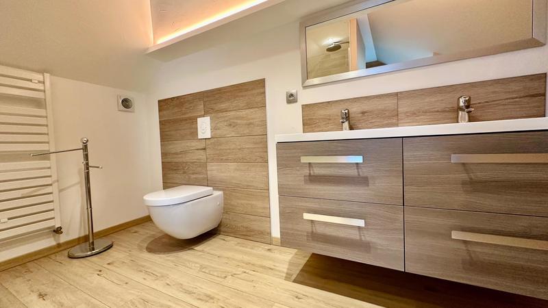 Maison - 200 m² - 7 pièces