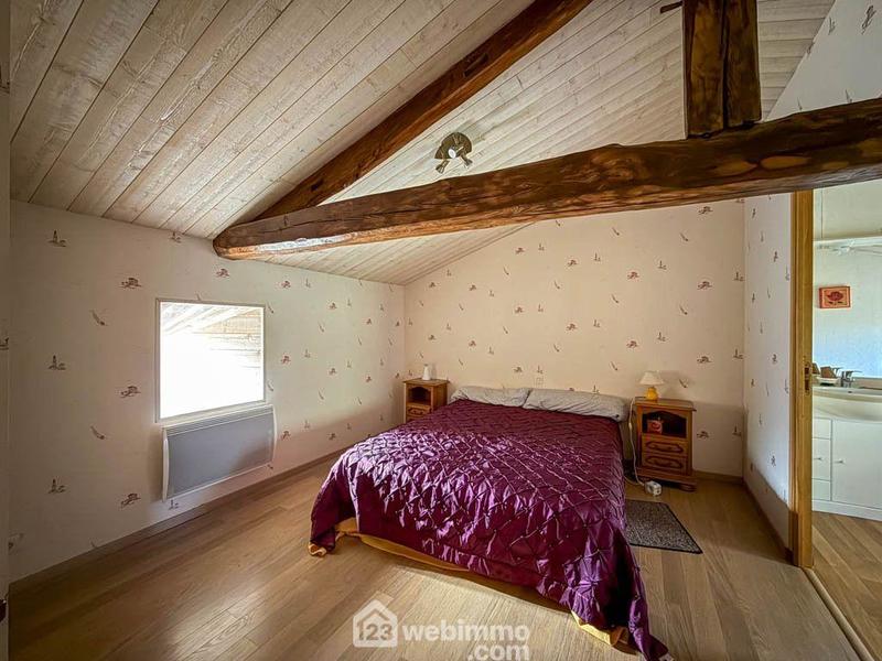 Maison - 692 m² - 21 pièces