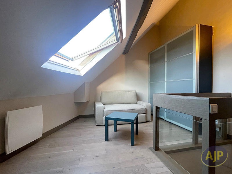 Appartement - 82 m² - 4 pièces