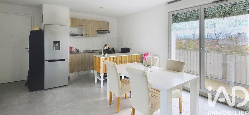 Appartement - 60 m² - 3 pièces