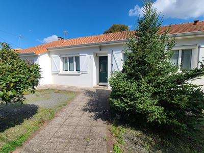 Maison - 140 m² - 6 pièces