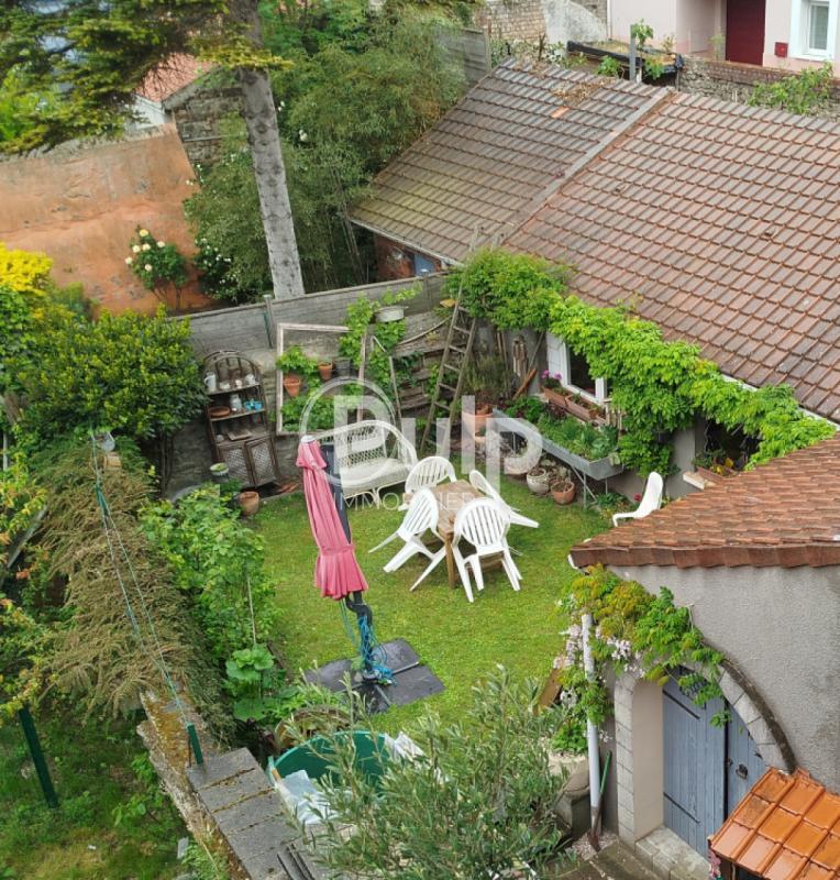 Maison - 188 m² - 9 pièces