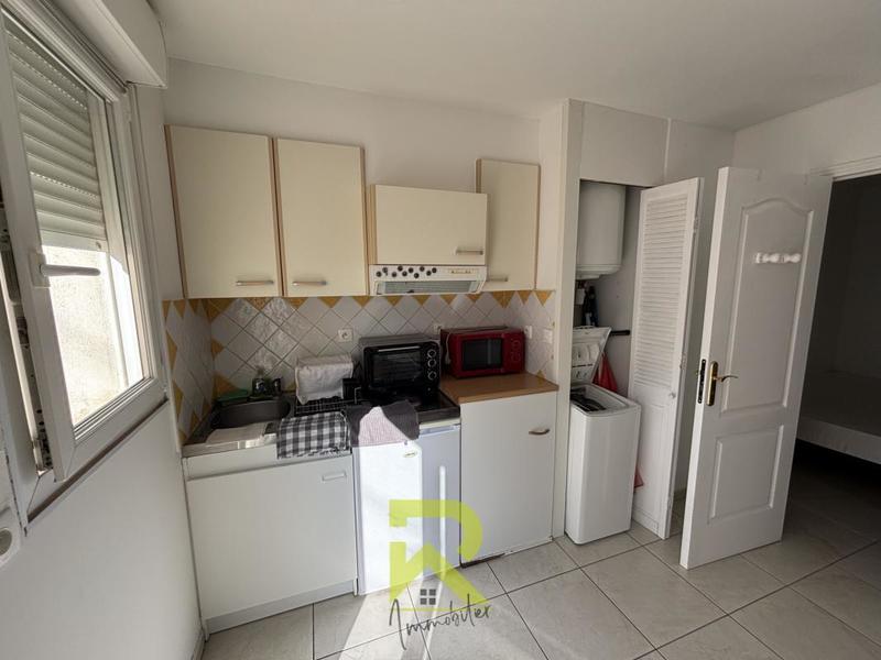 Immeuble - 127 m² - 9 pièces