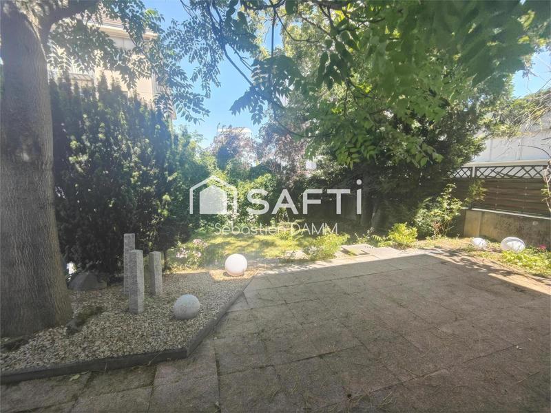 Maison - 192 m² - 8 pièces