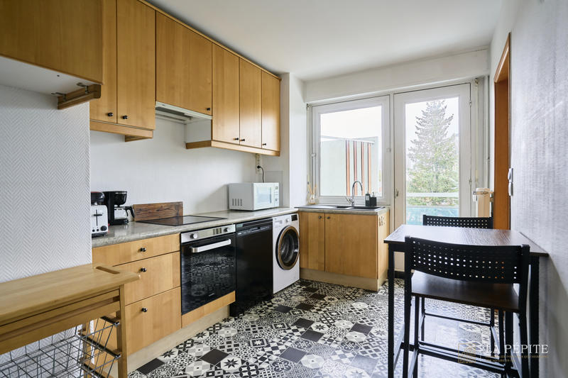 Appartement - 77 m² - 4 pièces