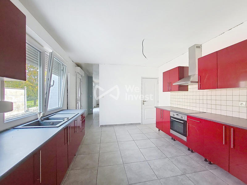 Maison - 95 m² - 6 pièces