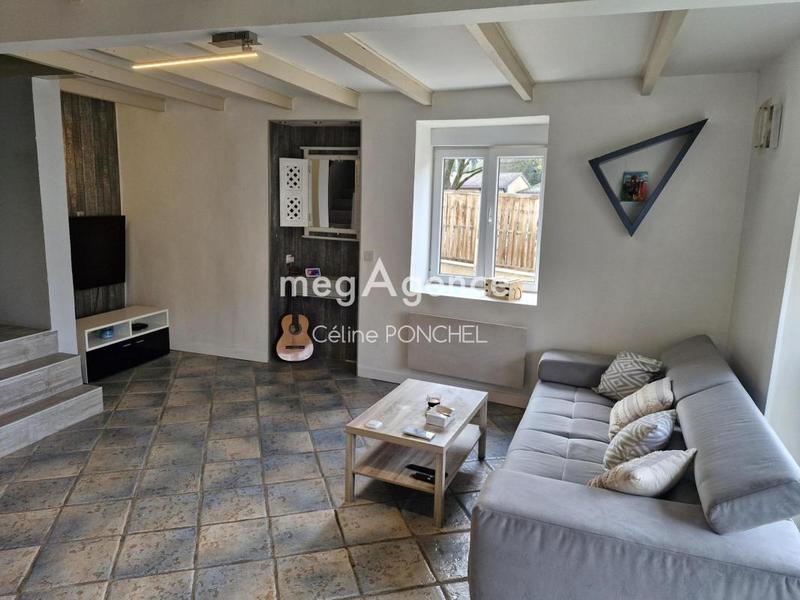 Maison - 96 m² - 3 pièces