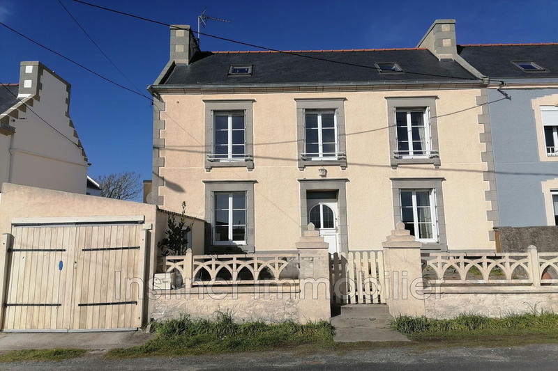 Maison - 181 m² - 5 pièces