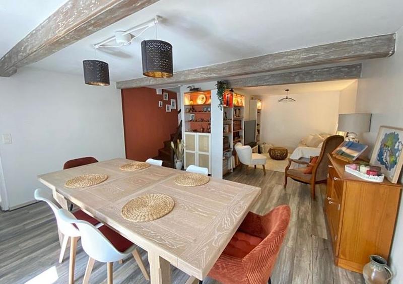 Maison - 95 m² - 3 pièces