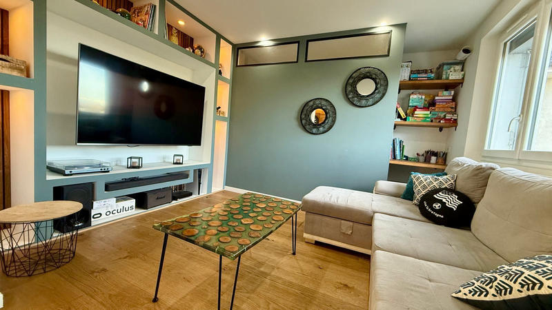 Appartement - 100 m² - 4 pièces