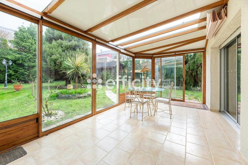 Maison traditionnelle - 130 m² - 6 pièces