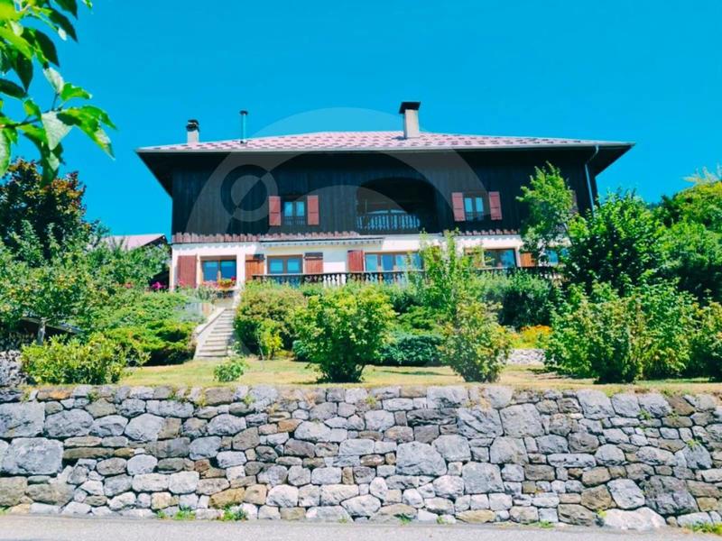 Châlet - 265 m² - 15 pièces