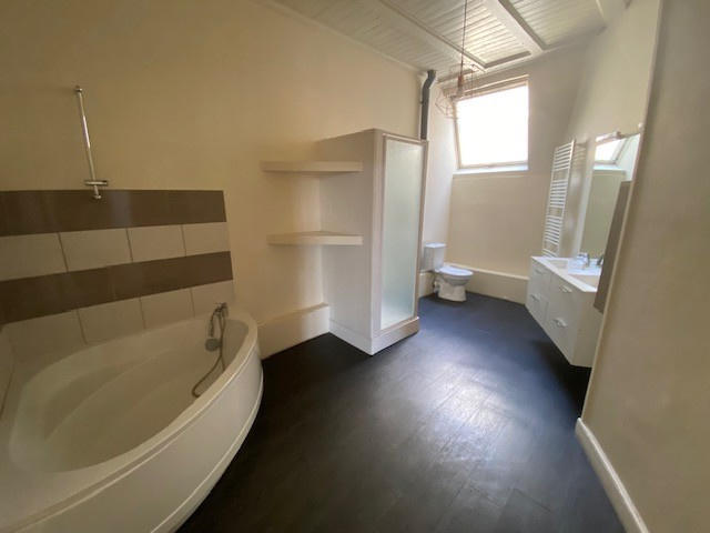 Appartement - 283 m² - 7 pièces