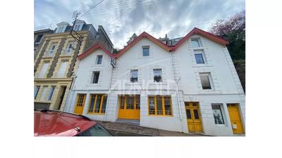 Immeuble mixte - 5 pièces