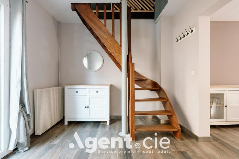 Maison - 104 m² - 5 pièces