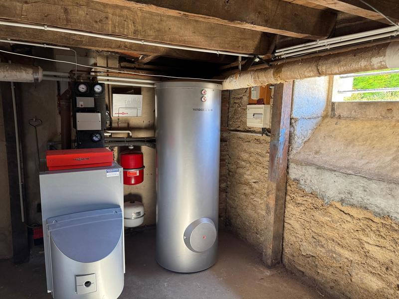 Maison - 203 m² - 9 pièces