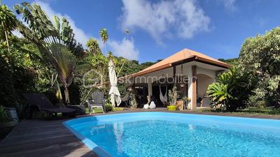 Maison - 105 m² - 4 pièces