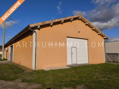 Bureau - 97 m² - 1 pièce