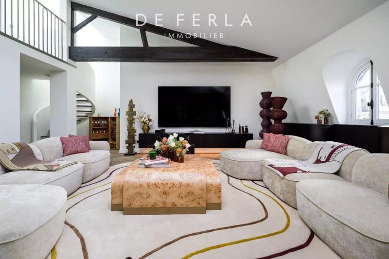 Appartement - 313 m² - 7 pièces