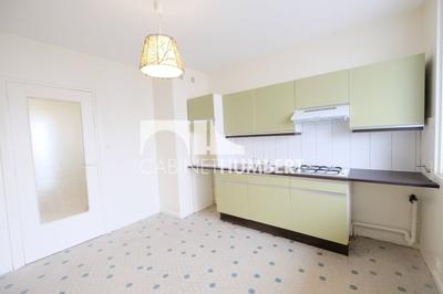 Appartement - 134 m² - 5 pièces