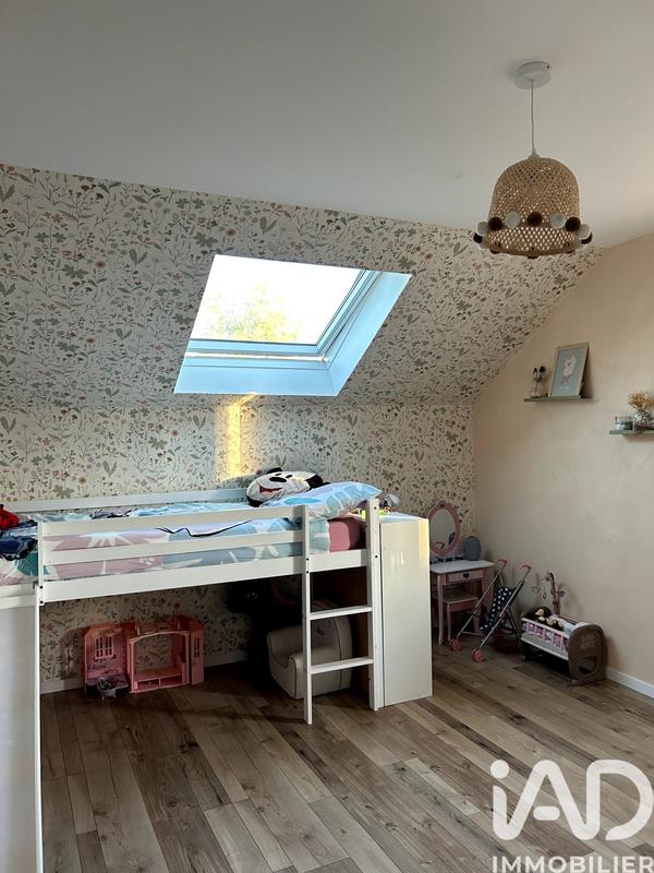 Maison - 210 m² - 5 pièces