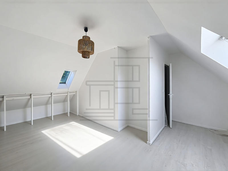 Maison - 120 m² - 6 pièces