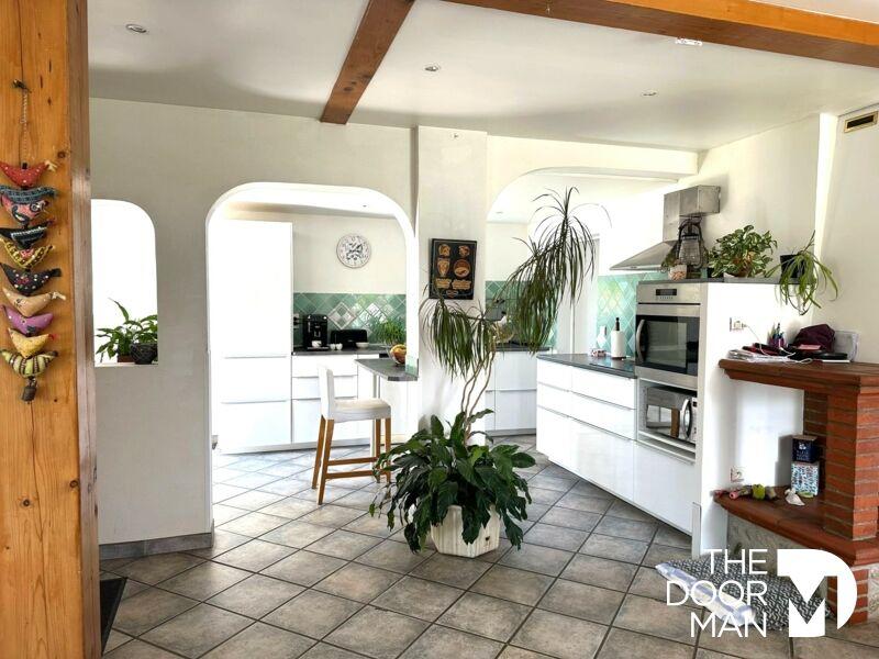 Maison - 138 m² - 5 pièces