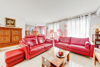 Appartement - 105 m² - 4 pièces