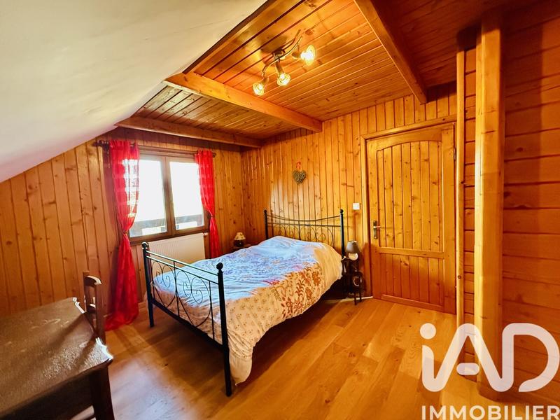 Maison - 230 m² - 7 pièces