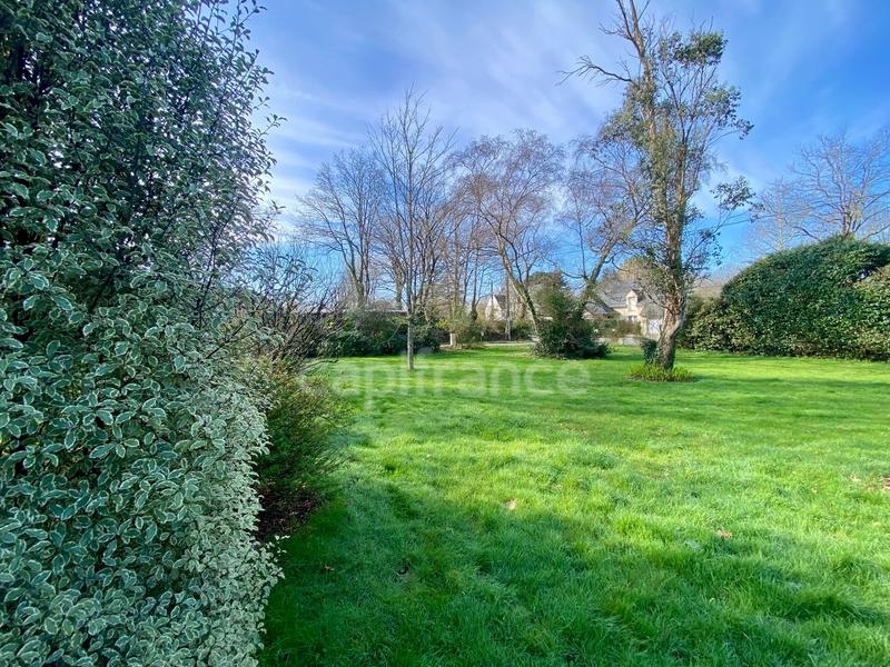 Terrain constructible - 800 m²